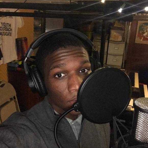 Meet your Posher, Hardy - Picture 1 of 1